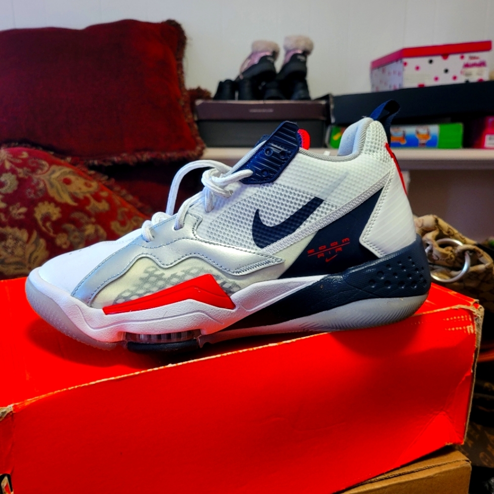 Jordan Zoom 92